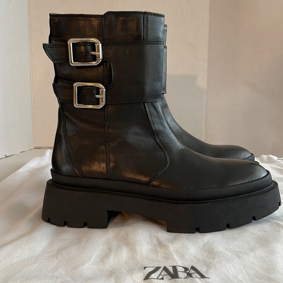 NEW Buckled Leather Ankle Boots - Picture 6 of 16